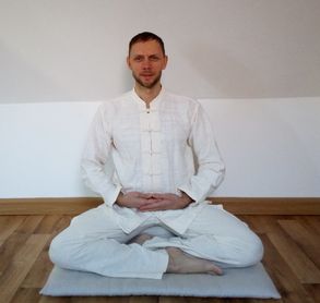 Meditation Supervisor / Coach Adrian Hofmann